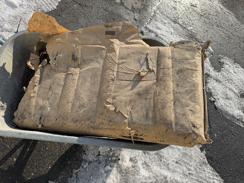 Продам битум в мешках ( 50 кг)