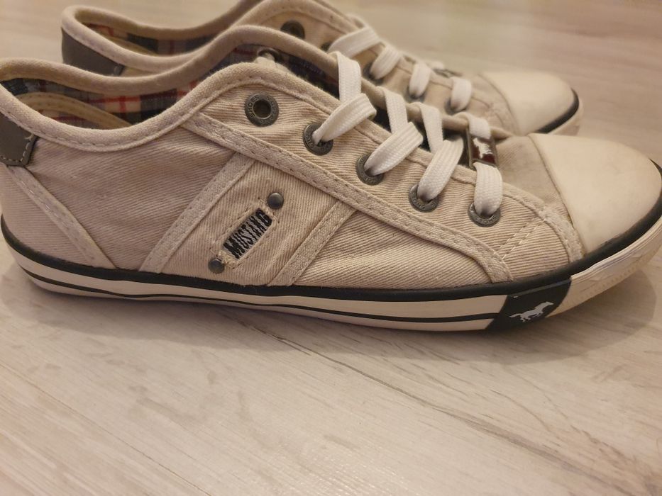 Teniși Mustang noi, cu eticheta, fete, 34