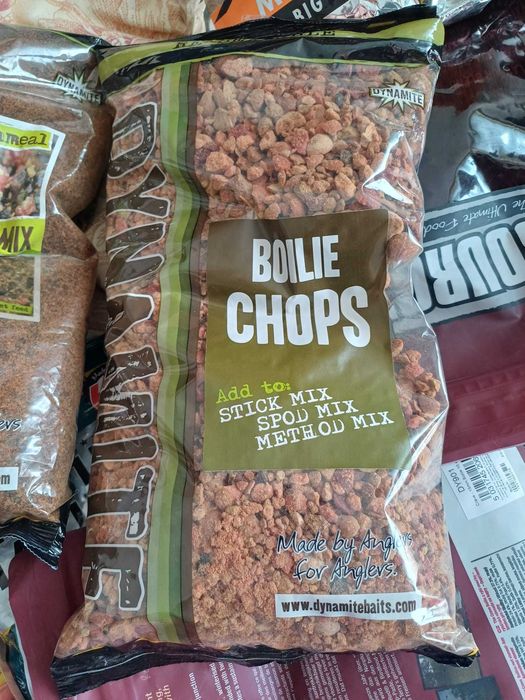 Dynamite Baits momeli premium