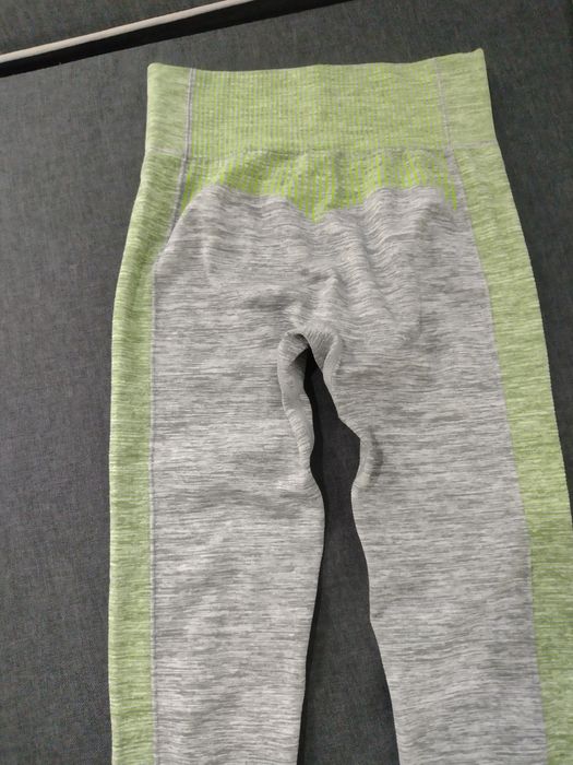 Дамски спортен сет