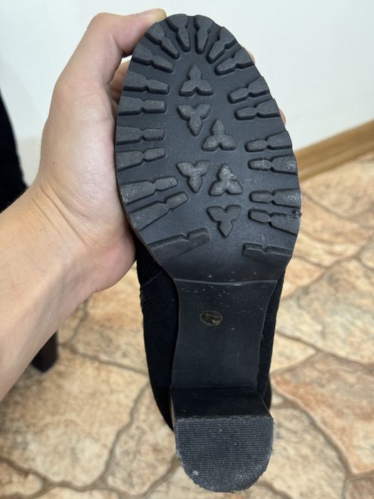 Продам женские сапоги!