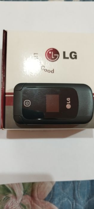 Продается LG телефон хорошим состояние