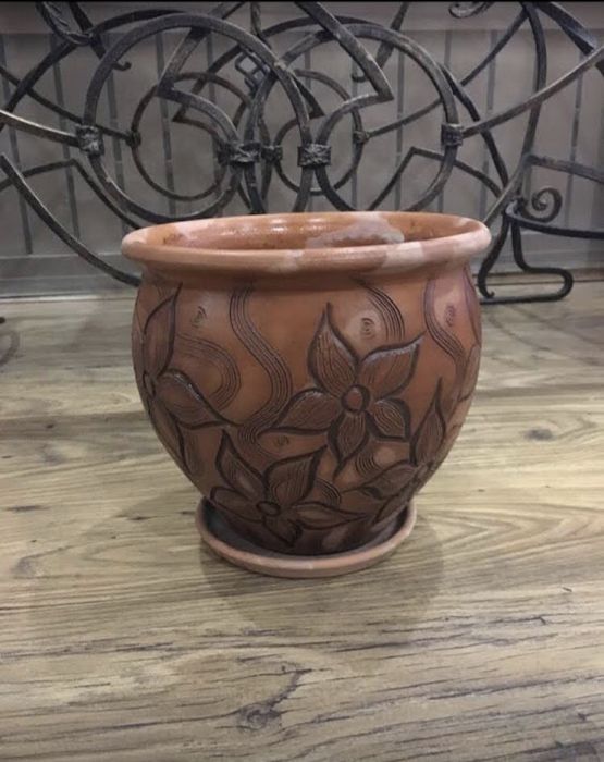 Продам цветочные горшки
