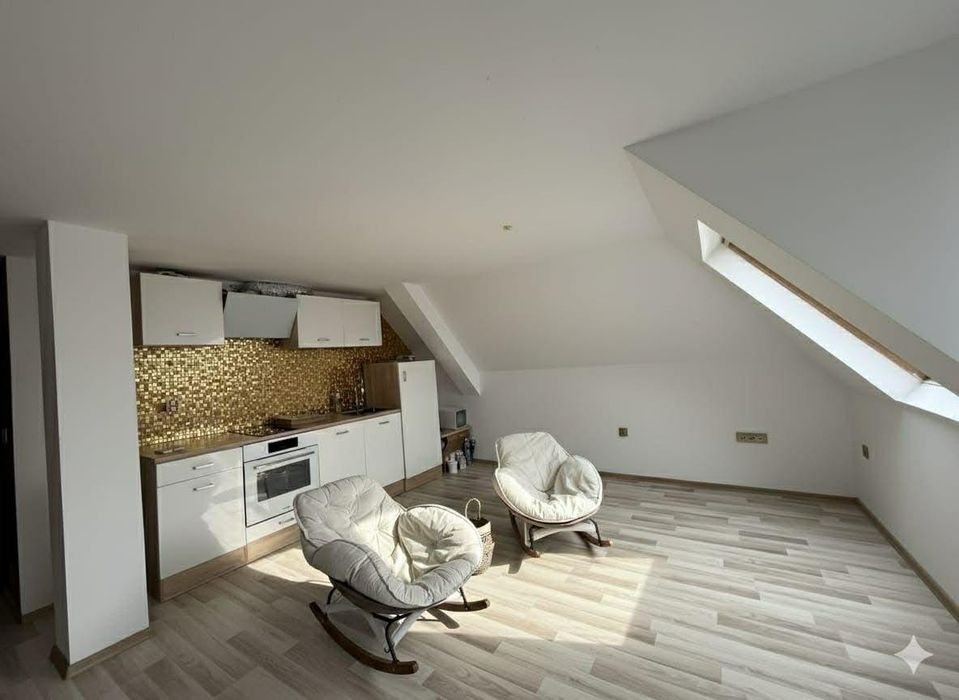 Продава се Двустаен апартамент в София, Малинова долина - 74 кв.м за 2051 €/кв.м - Снимка #2
