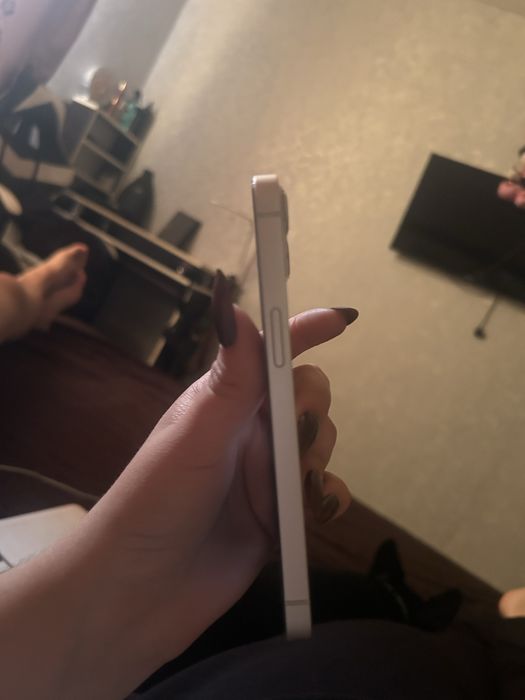 Продам айфон 13 в идеале