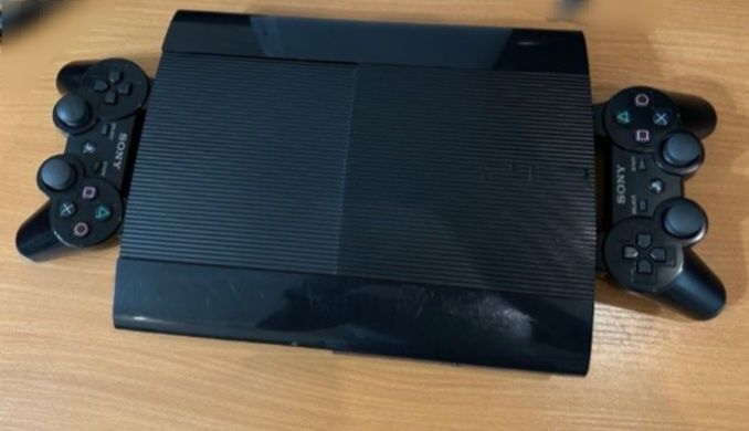 Хорошая игровая приставка пс3