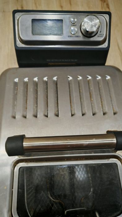 Продам фритюрницу  BORK