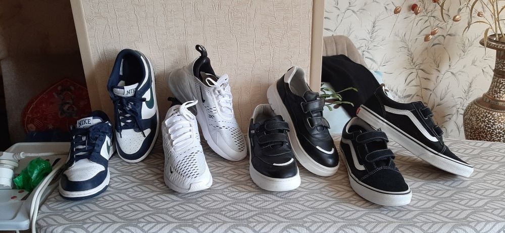 Кроссовки на мальчика