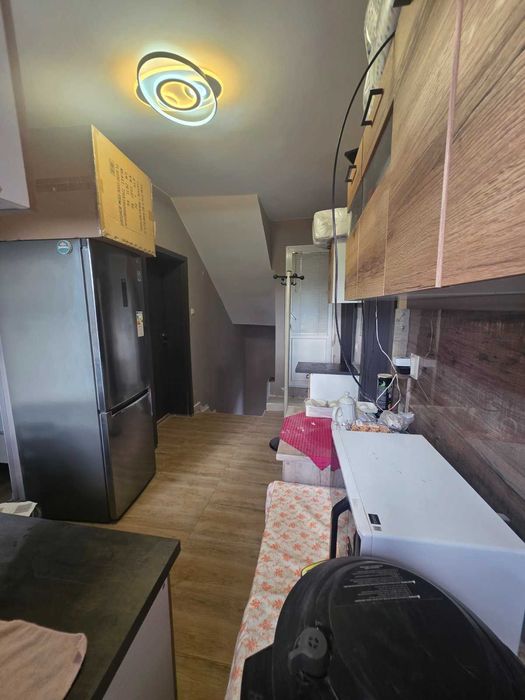 Етаж от къща под наем за нощувки в Микрево на 10км от Сандански