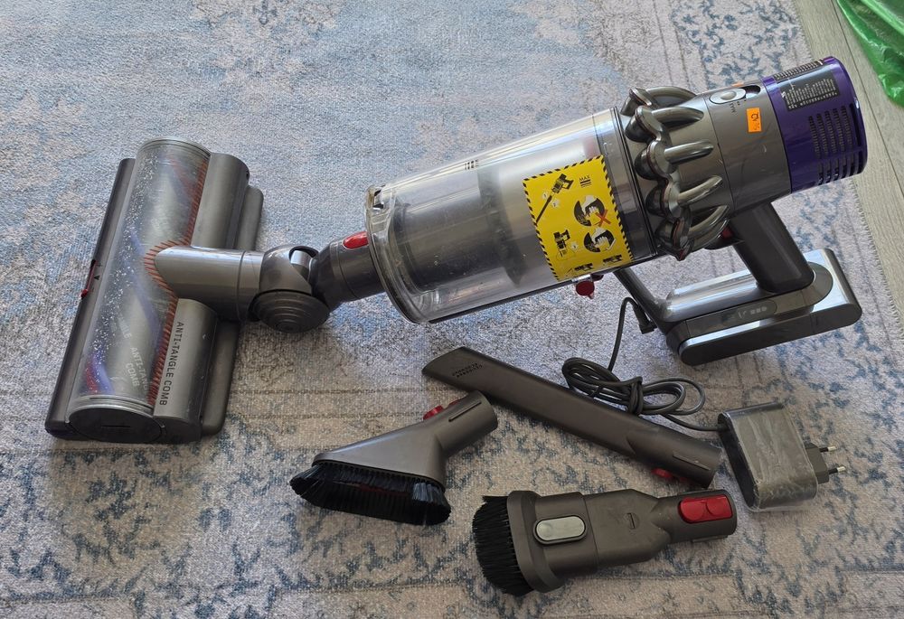 Прахосмукачка Dyson SV12 за части
