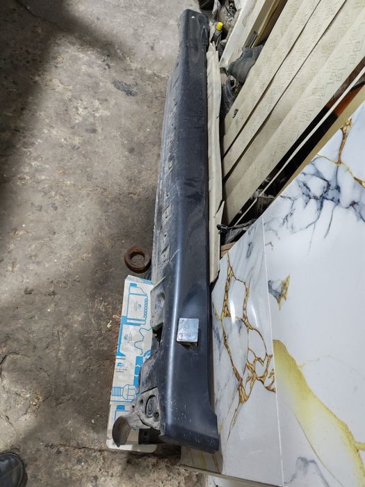 Бу оригинал рестайлинг бампера пароги w210 и кузовные в наличии