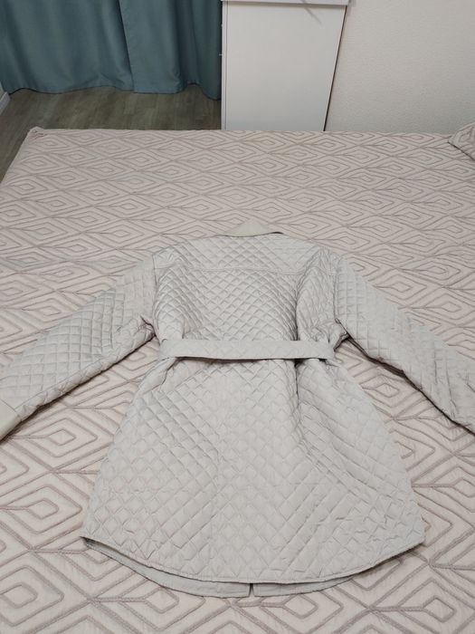 Продам лёгкую куртку