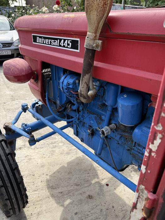 Tractor UTB 445