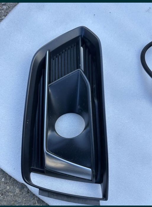 Far dreapta matrix , caseta directie audi a5b9