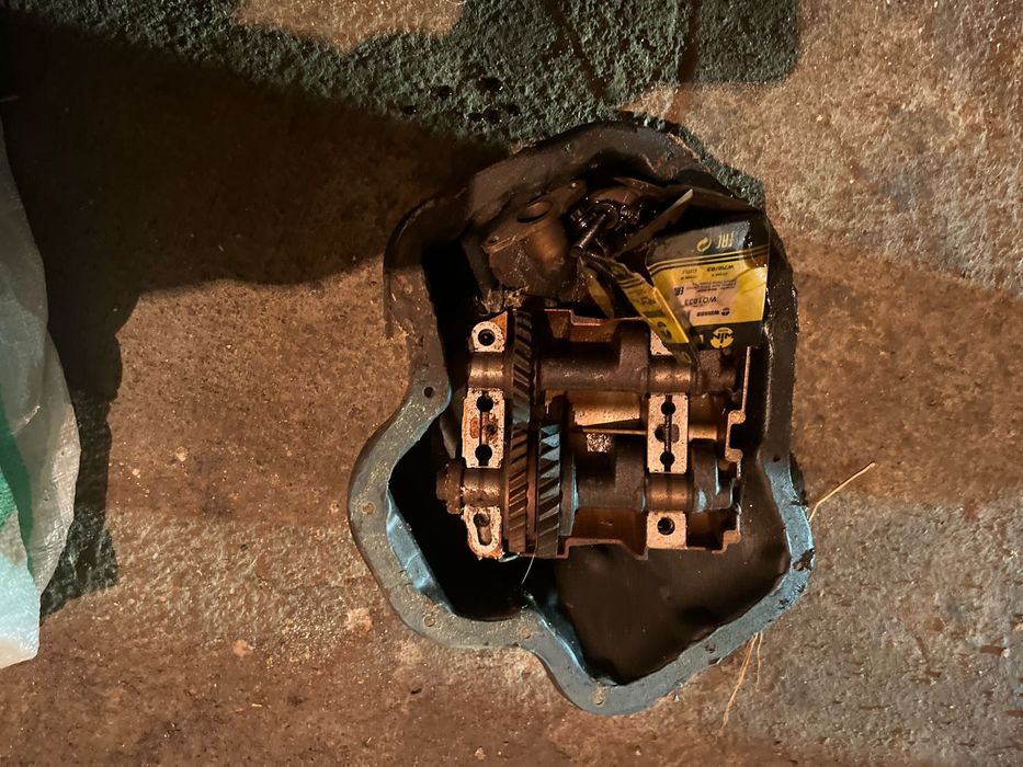 Матор тайота 2.4