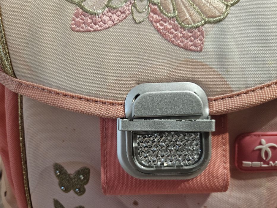 Ученическа раница за момиче