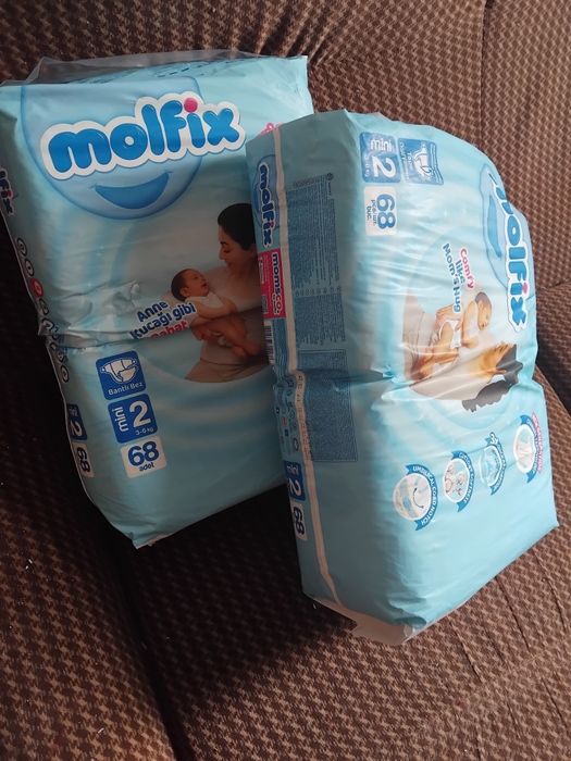 Продавам бебешки памперси