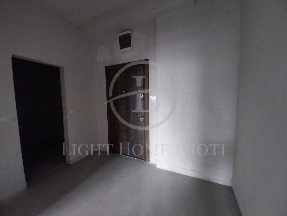 Продава се Тристаен апартамент в Пловдив, Христо Смирненски - 129 кв.м за 1698 €/кв.м - Снимка #6