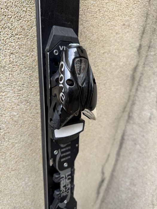 Ски Core Muscle Car