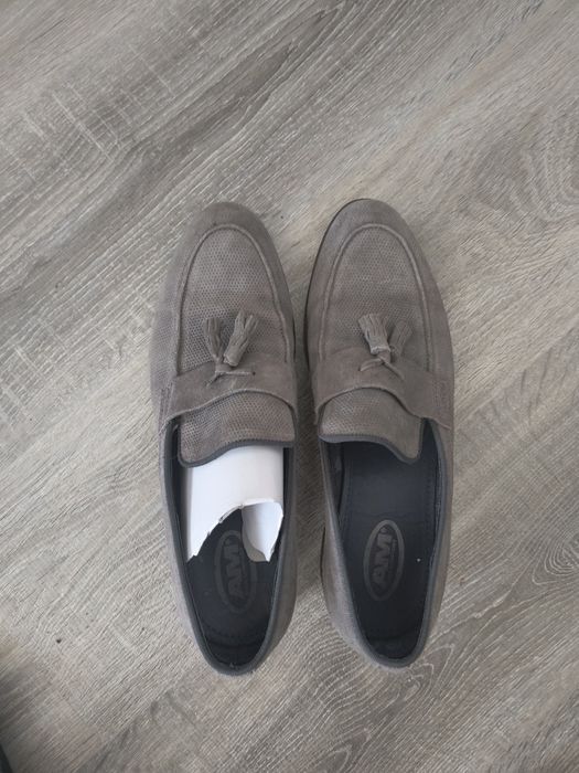 De vânzare mocasini