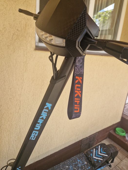 Vând trotinetă electrică Kukirin G2, în garanție,aproape nouă