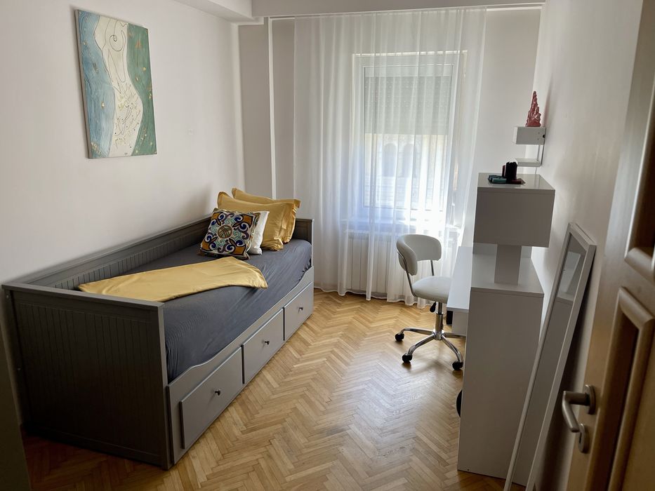 UNTOLD - Închiriez apartament 3 camere ultracentral Cluj-Napoca