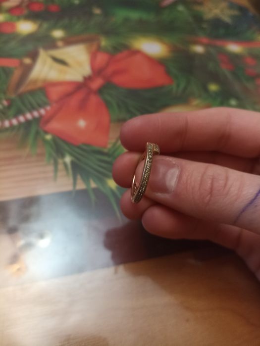 Золотое кольцо pandora