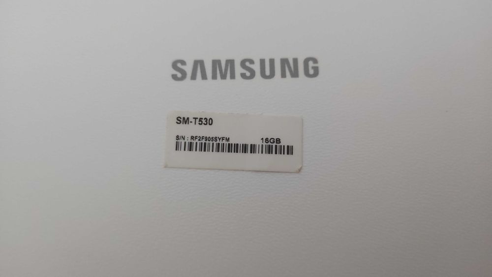 Tableta SamsungTab A T590 baterie defecta  si Galaxy Tab 4