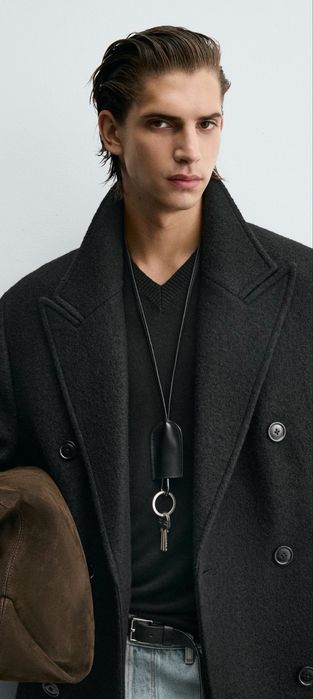 Zara пальто 100% Шерстяное