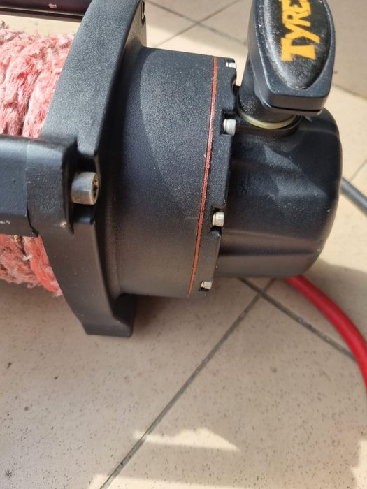 Troliu teren 13000LBS