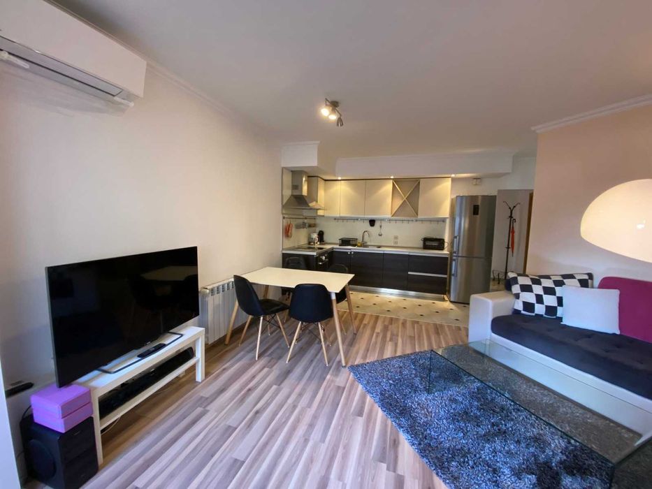 Продава се Тристаен апартамент в София, Дружба 2 - 89 кв.м за 1663 €/кв.м - Снимка #8