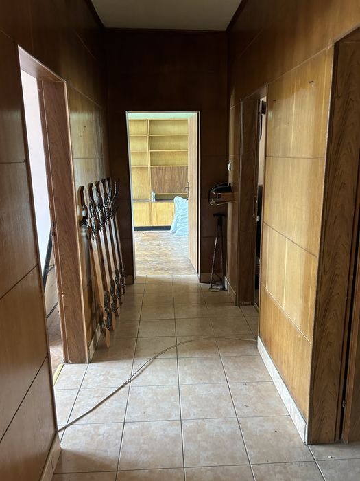 Продава се Четиристаен апартамент в Тетевен - 101 кв.м за 601 €/кв.м - Снимка #1