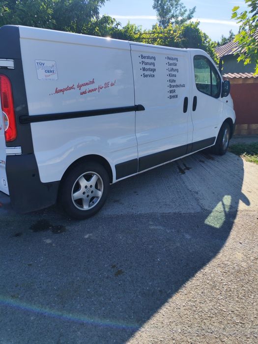 Opel Vivaro Model Lung