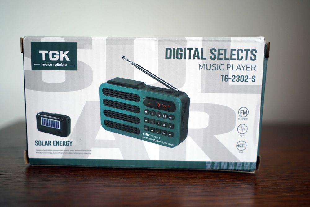 Mini radio FM, difuzor Bluetooth, incarcare solara, MP3 player