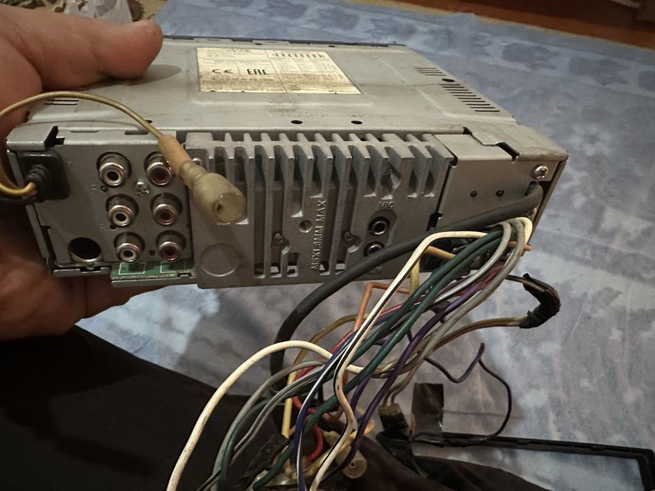 Магнитола Alpine UTE-92BT