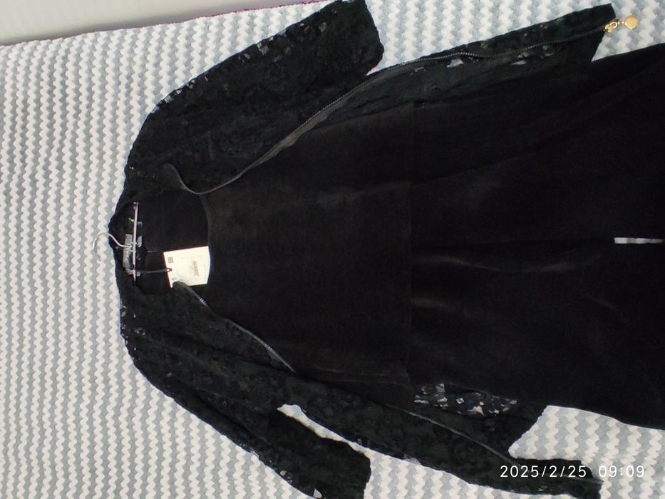 Продаю тройку костюм