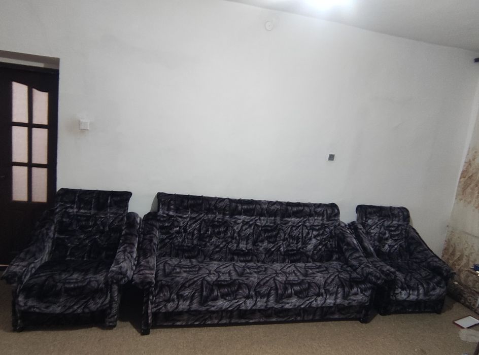 тройка .мебель...