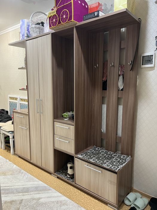 Продам прихожую