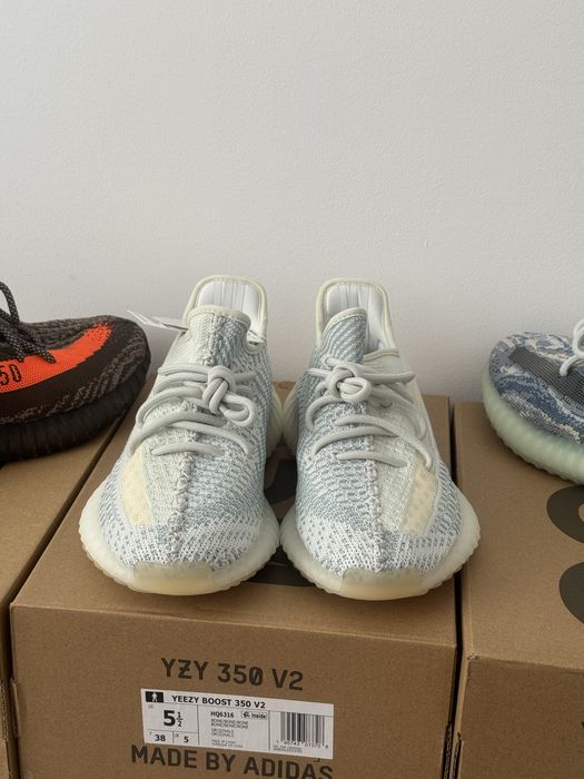 Adidas Yeezy 350 Light Blue Knit