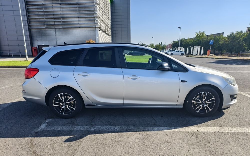 OPEL Astra 2012 — imagine 4