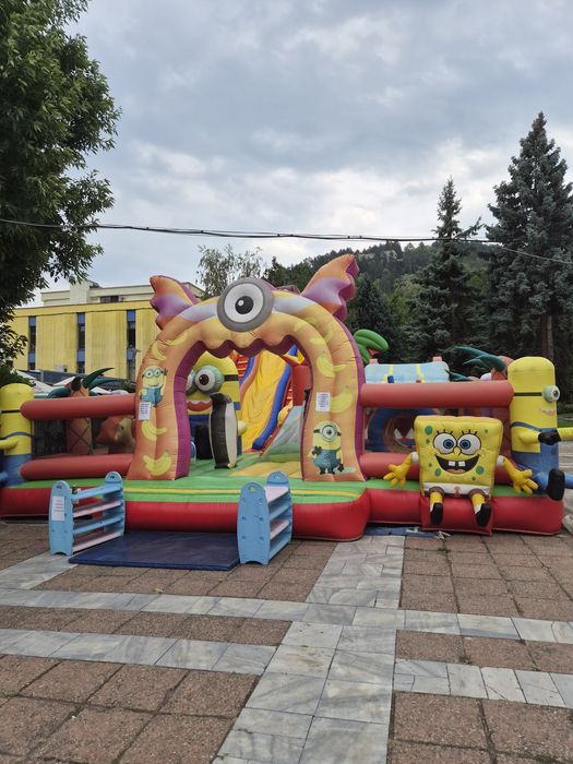 Надуваем Замък .