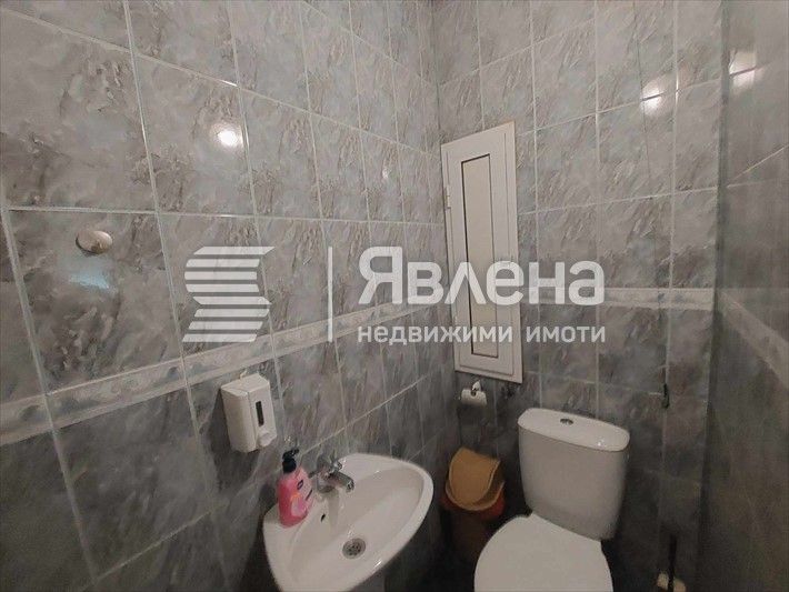 Продава се Тристаен апартамент в Ямбол, Център - 78 кв.м за 1475 €/кв.м - Снимка #8