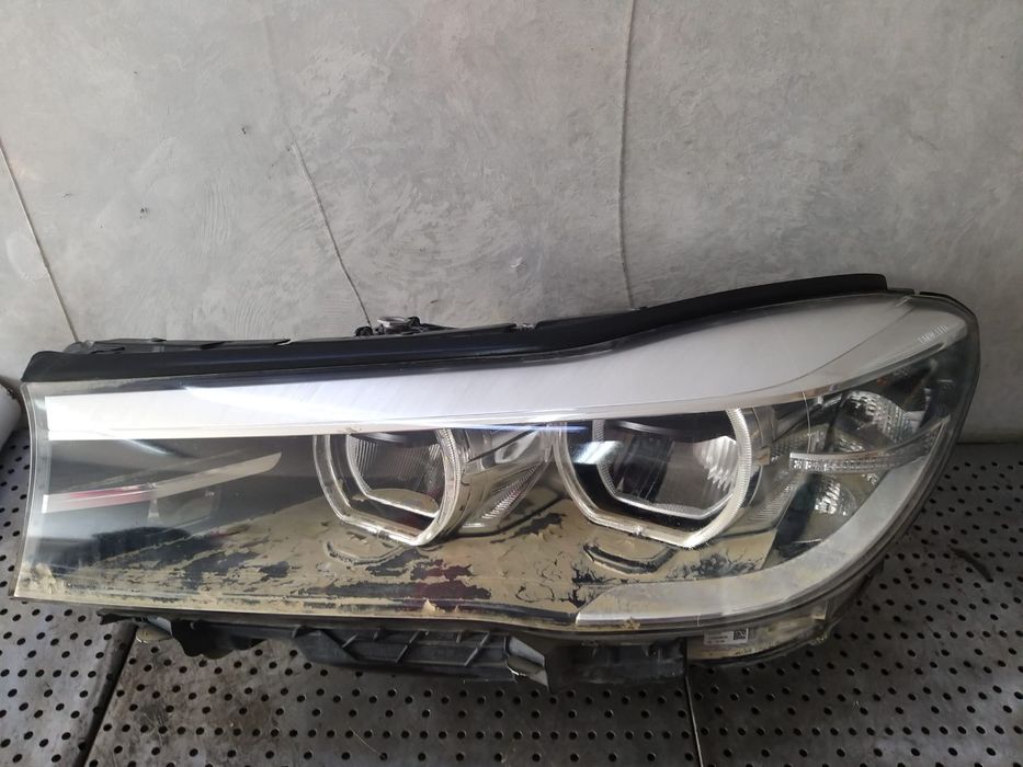Far stanga bmw seria 7 g11 PENTRU PIESE 8499223-01