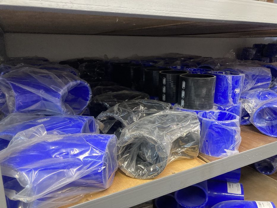 Турбопътища силиконови алуминий универсални колена