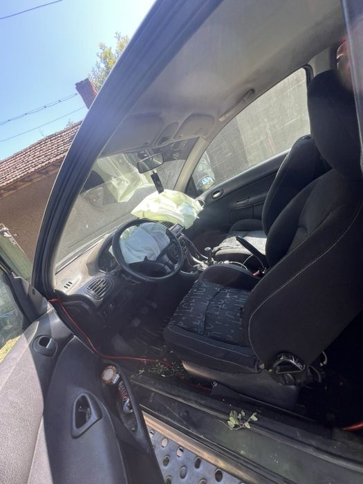 Peugeot 206 2.0HDI 90HP само на части