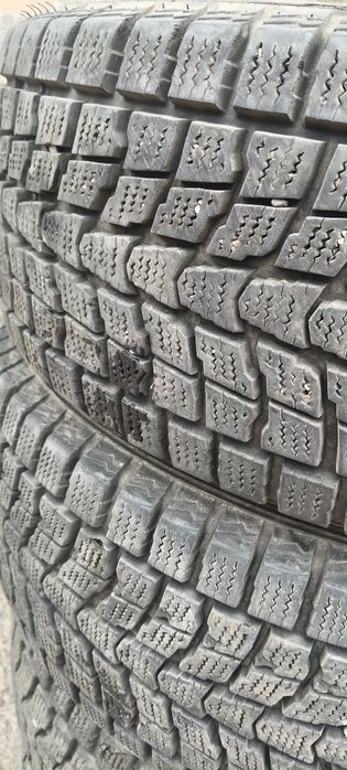 Продается комплект зимних колёс