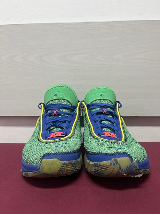 Nike Lebron 20, purtati de cateva ori