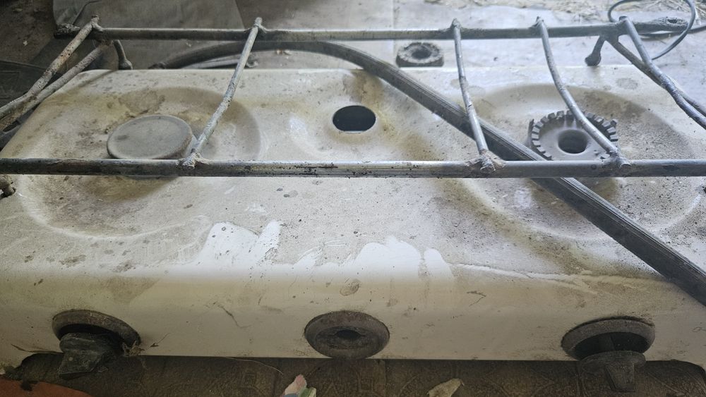 Продам настольную плиту