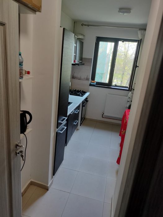 Apartament 2 camere | Drumul Taberei| vedere parc | metrou în fața blocului | renovat complet | 50mp