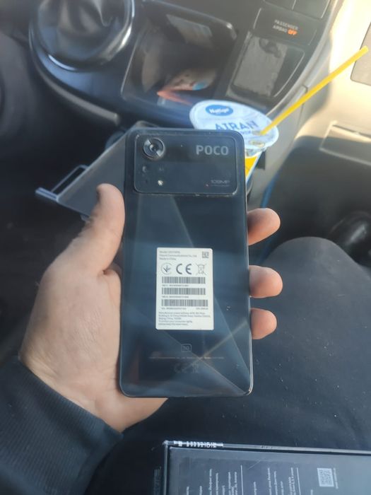 Продам поко х4 про 256г